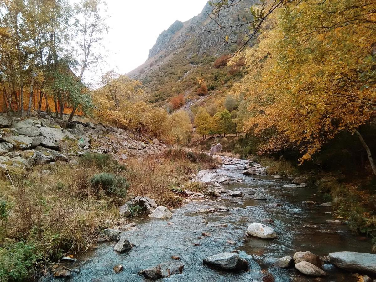 Chalet Bois Au Milieu Des Pyrenees LʼHospitalet-près-lʼAndorre Zewnętrze zdjęcie